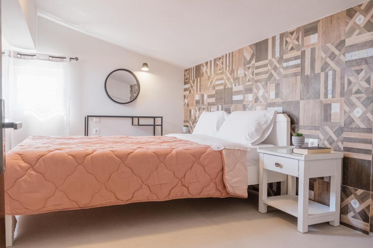 פלטניאס Miramare Apartments מראה חיצוני תמונה