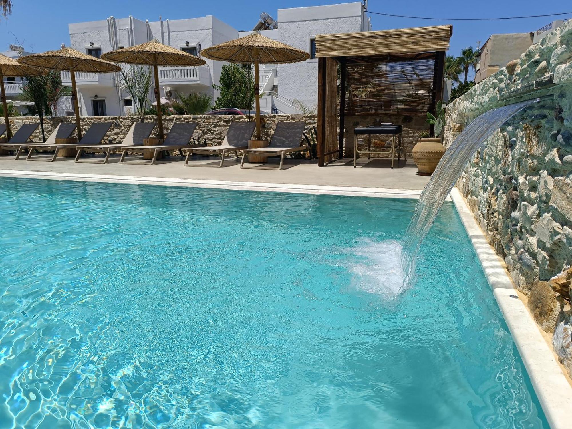 פלטניאס Miramare Apartments מראה חיצוני תמונה